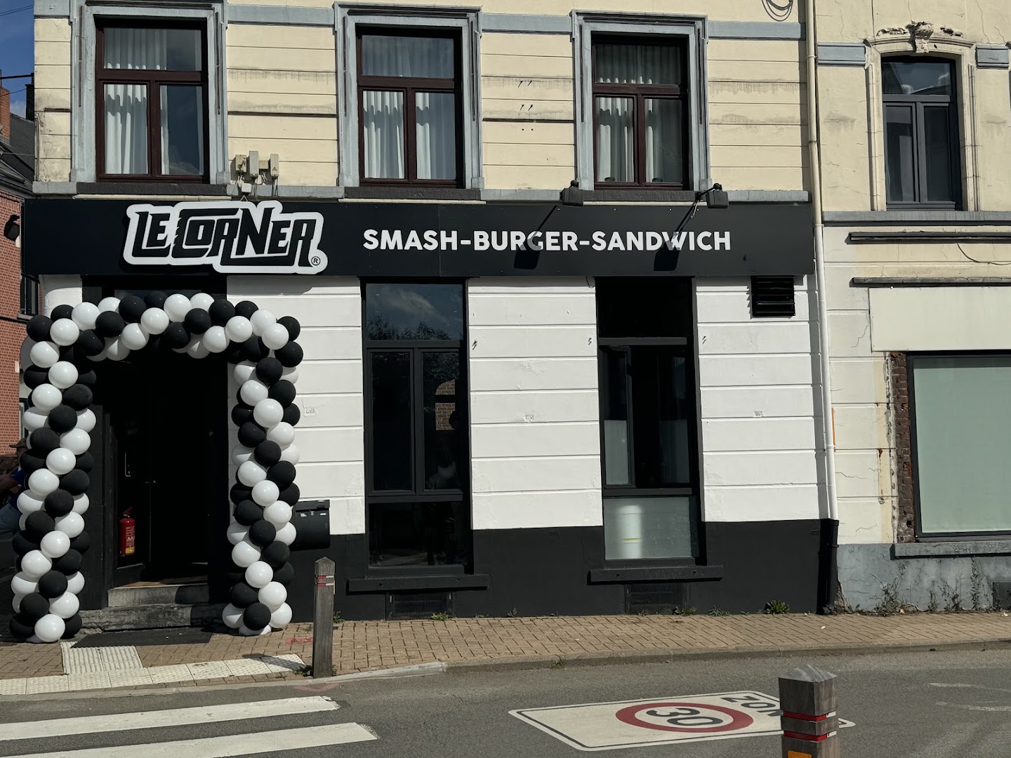 Le Corner · Photos 1